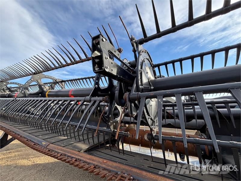 MacDon FD140 Kombajnové hlavice