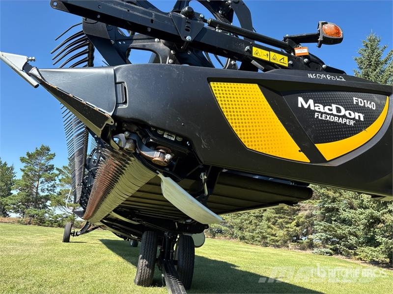 MacDon FD140 Barre de coupe pour moissonneuse batteuse