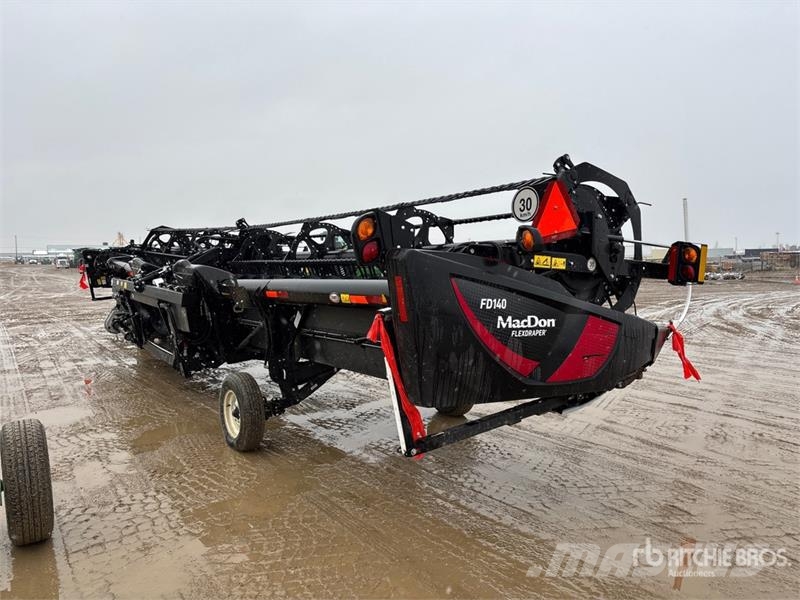 MacDon FD140 Testate per mietitrebbie