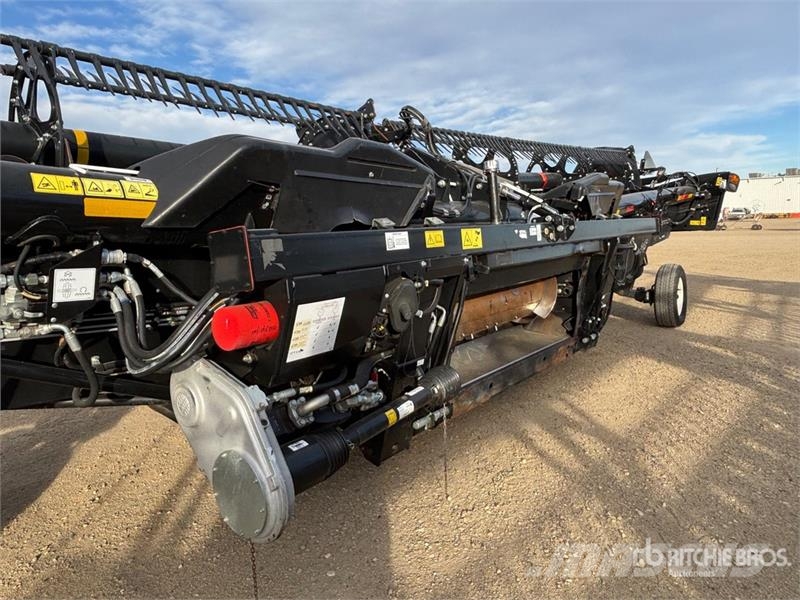 MacDon FD140 Kombajnové hlavice