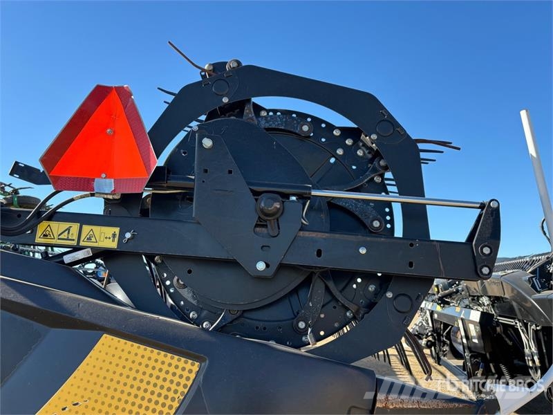 MacDon FD140 Erntevorsätze