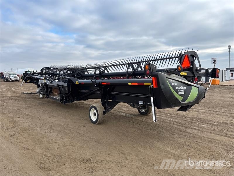 MacDon FD145 45 ft Flex Draper Combine Header Жатки