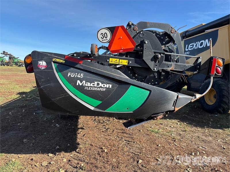 MacDon FD145 45 ft Flex Draper Combine Header Skjærebord til skurtresker