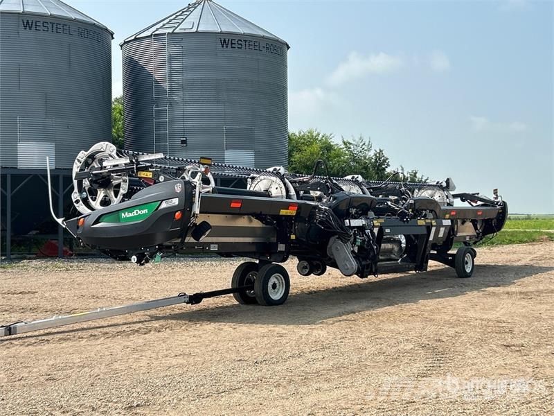 MacDon FD240 40 ft Flex Draper Combine Header Жатки