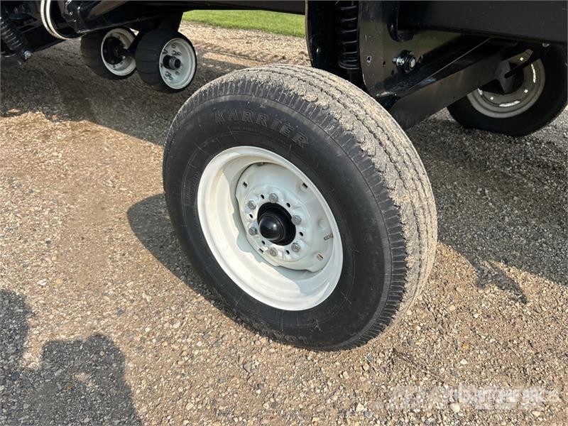 MacDon FD240 40 ft Flex Draper Combine Header Жатки