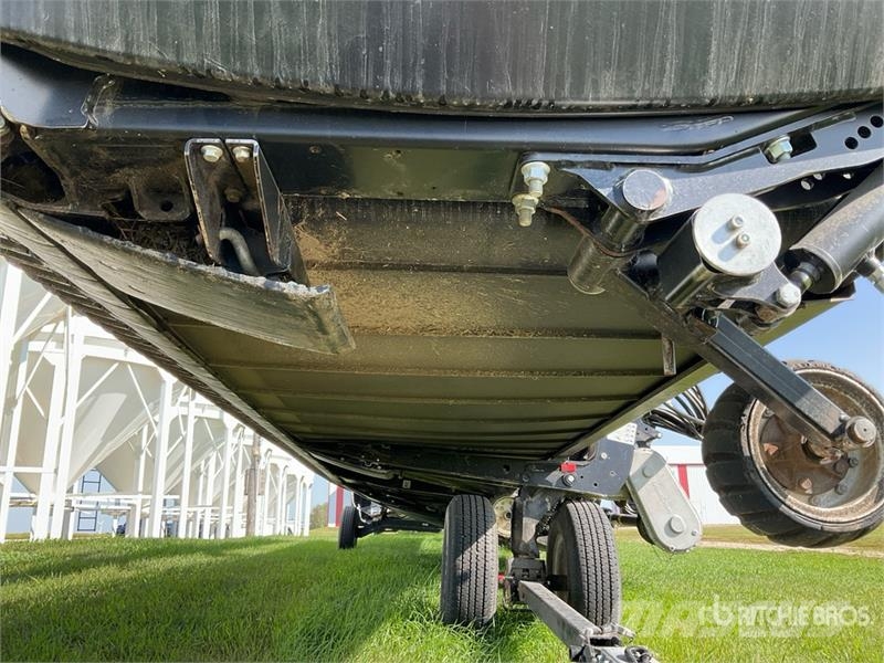 MacDon FD240 40 ft Flex Draper 40 Ft Flex Draper Combine Κεφαλές θεριζοαλωνιστικών μηχανών