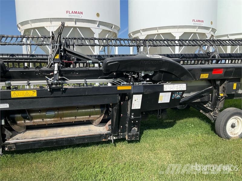 MacDon FD240 40 ft Flex Draper 40 Ft Flex Draper Combine Κεφαλές θεριζοαλωνιστικών μηχανών