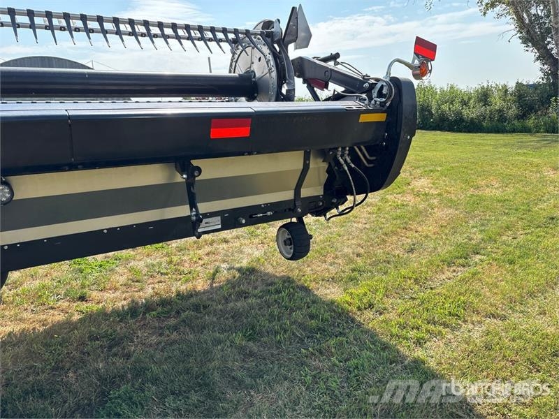 MacDon FD245 45 ft Draper Combine Header Barre de coupe pour moissonneuse batteuse