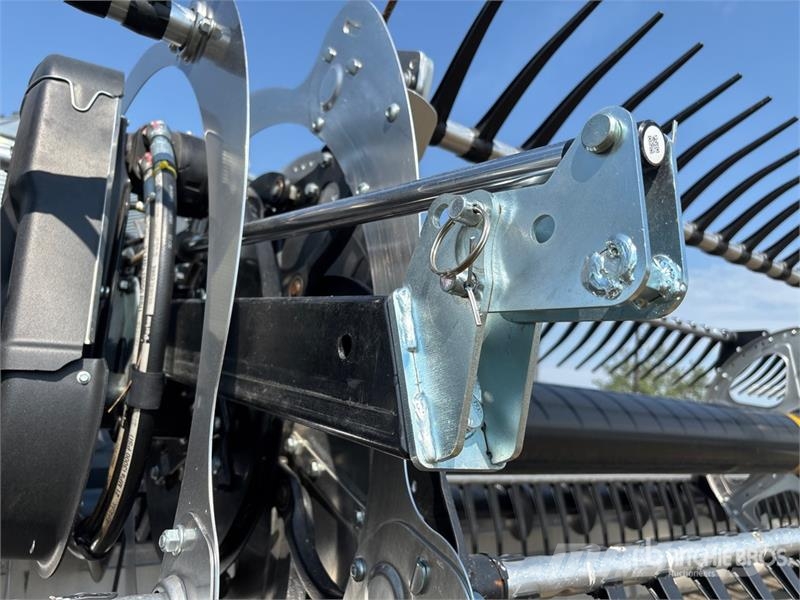 MacDon FD245 45 ft Draper Combine Header Barre de coupe pour moissonneuse batteuse