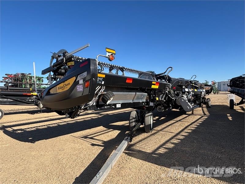 MacDon FD245 45 ft Flex Draper Combine Header Erntevorsätze