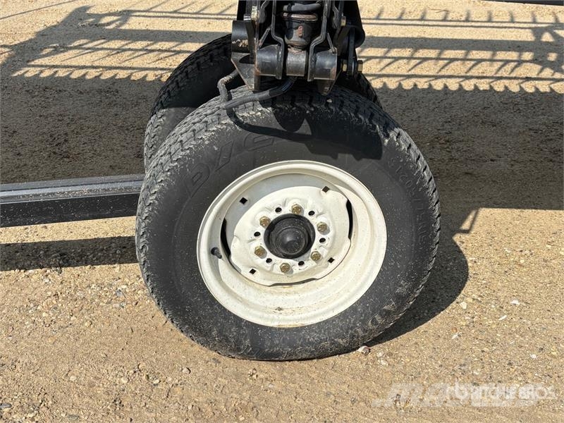 MacDon FD70 Derliaus nuėmimo kombainų galvos