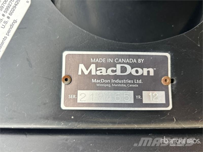 MacDon FD70 Rezalne glave za kombajne