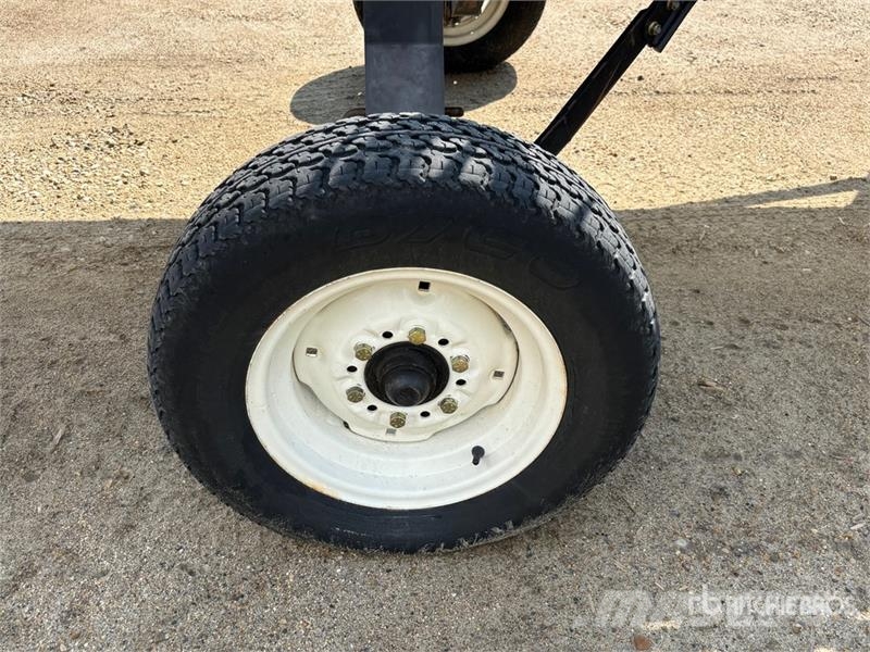 MacDon FD70 Derliaus nuėmimo kombainų galvos