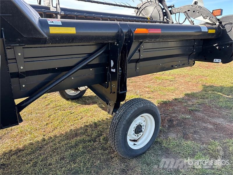 MacDon FD70 Testate per mietitrebbie