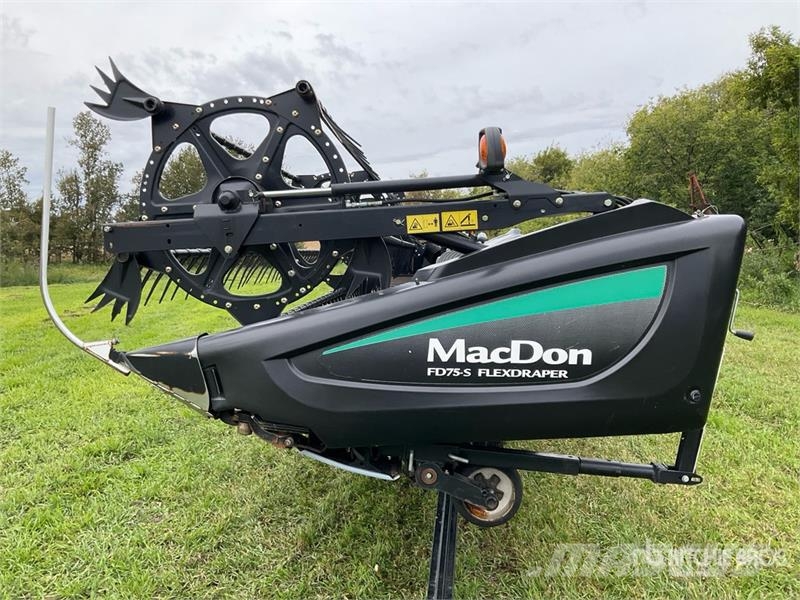 MacDon FD75 Erntevorsätze