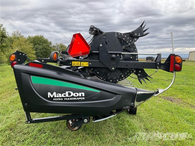MacDon FD75 Erntevorsätze