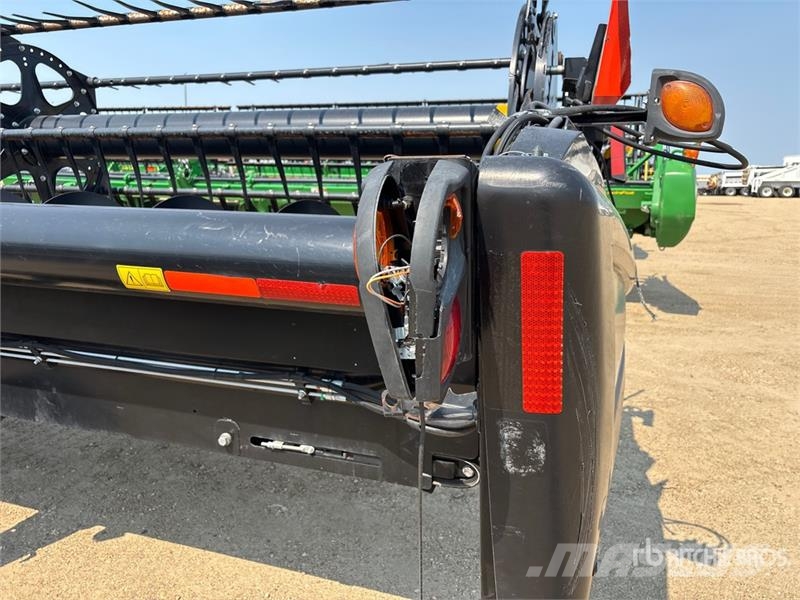 MacDon FD75 رؤوس الحصادات الدراسات