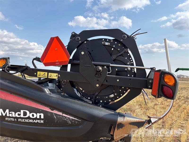 MacDon FD75 رؤوس الحصادات الدراسات