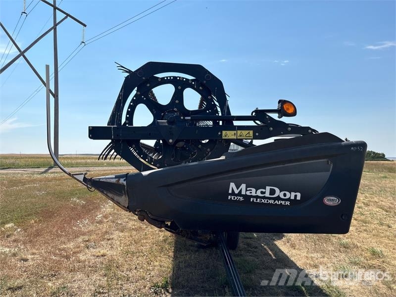 MacDon FD75 Barre de coupe pour moissonneuse batteuse