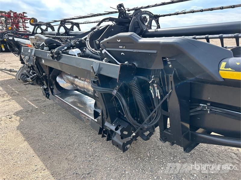 MacDon FD75 Kombajnové hlavice