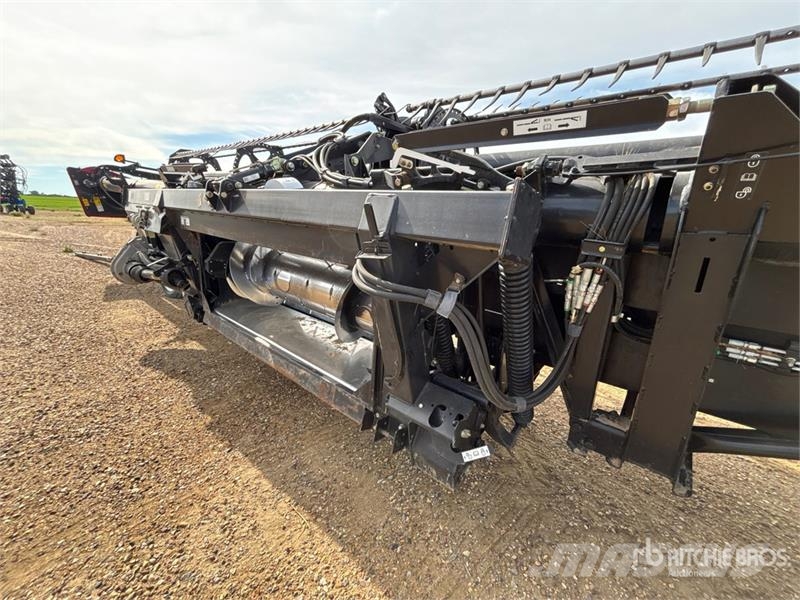 MacDon FD75 Kombajnové hlavice