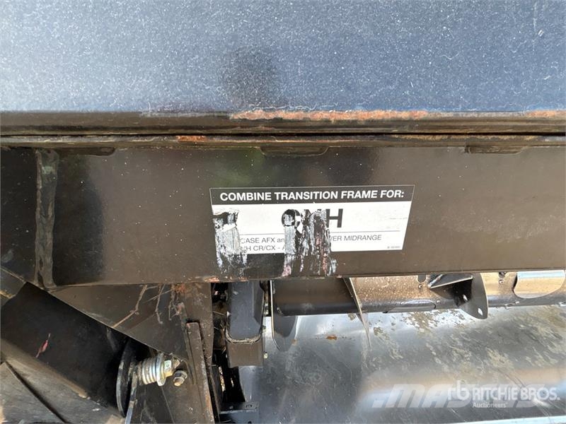 MacDon FD75 Kombajnové hlavice