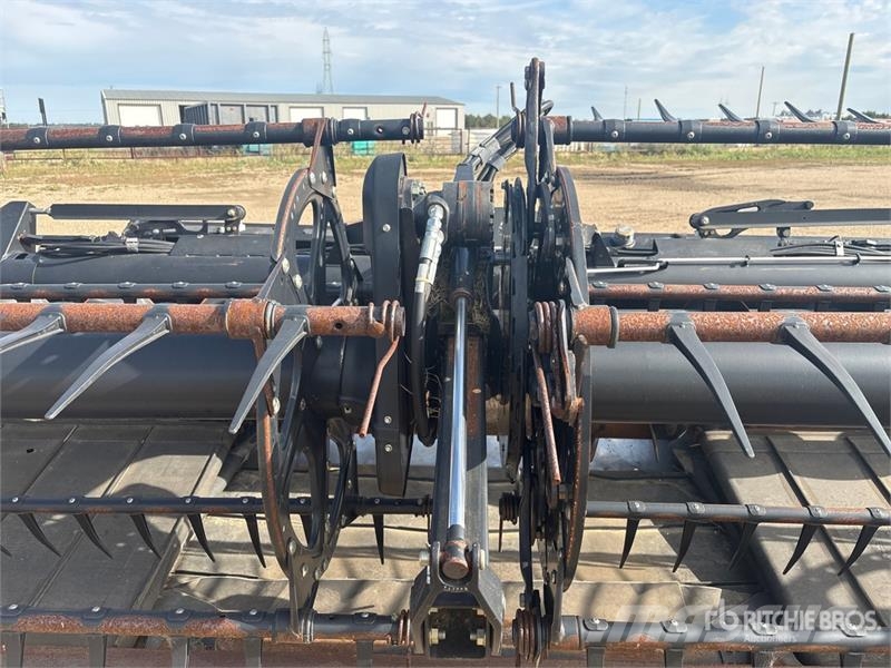MacDon FD75 Cabezales de cosechadoras combinadas