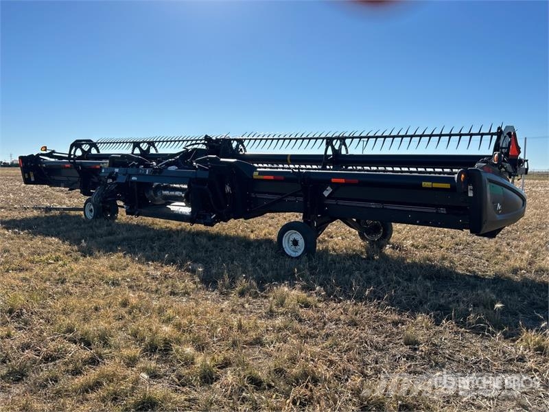 MacDon FD75-40 40 ft Flex Draper Combine Header رؤوس الحصادات الدراسات