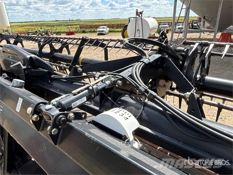 MacDon FD75-D رؤوس الحصادات الدراسات