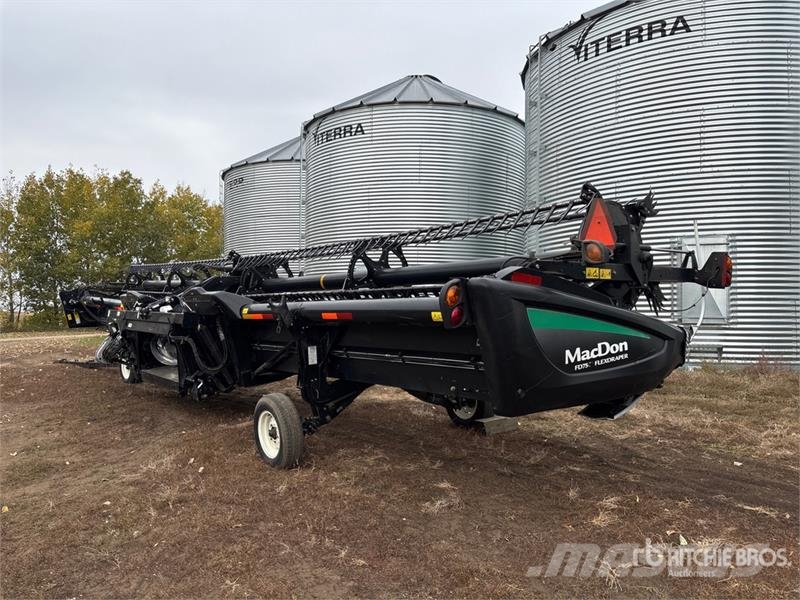 MacDon FD75-D Testate per mietitrebbie