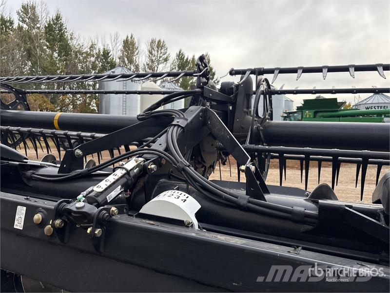 MacDon FD75-D رؤوس الحصادات الدراسات