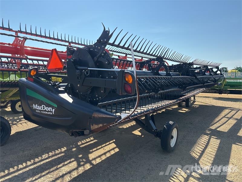 MacDon FD75-S 35 ft Flex Draper Combine Header Cabeçotes de colheitadeira