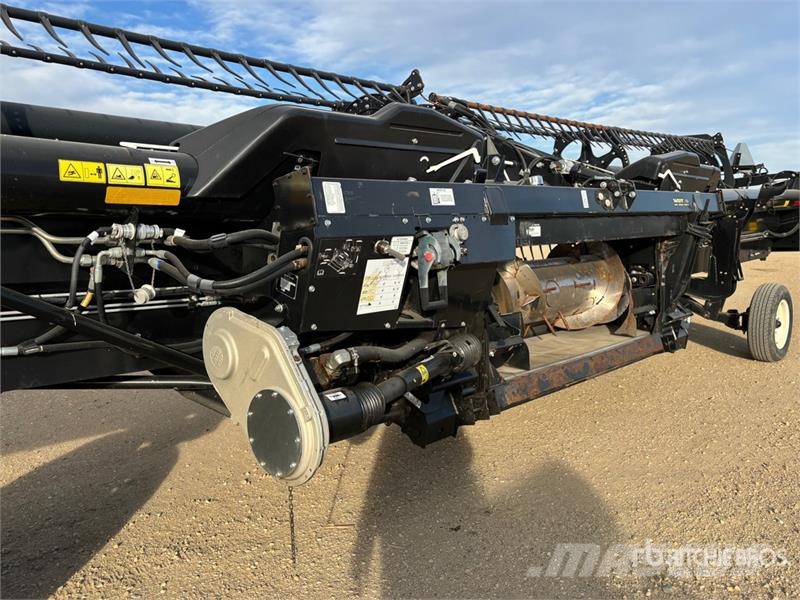 MacDon FD75-S 35 ft Flex Draper Combine Header Kombajnové hlavice
