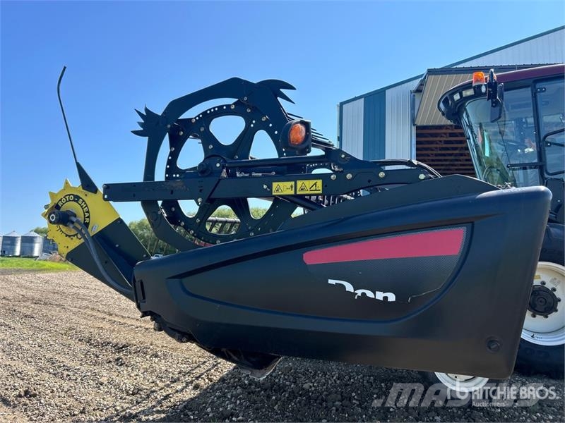 MacDon M155 محشات