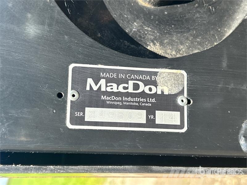 MacDon M155 محشات