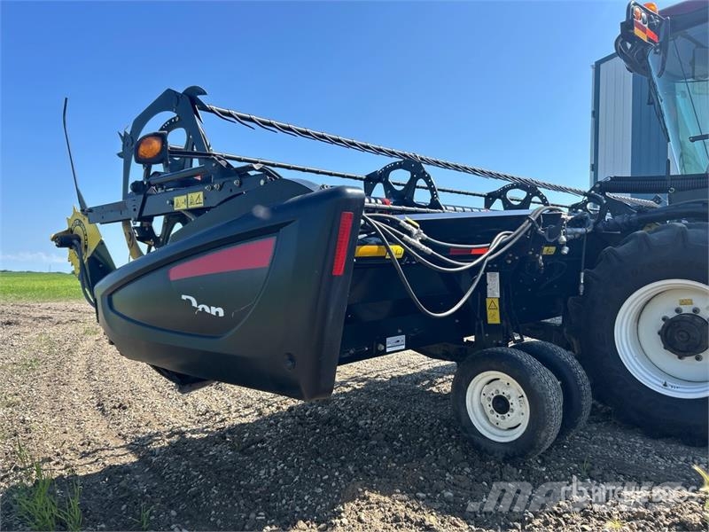 MacDon M155 محشات