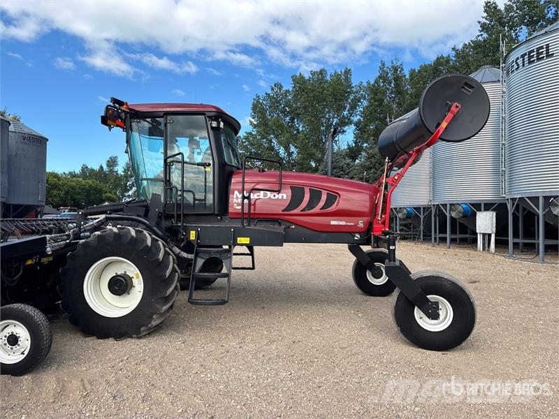 MacDon M155 محشات