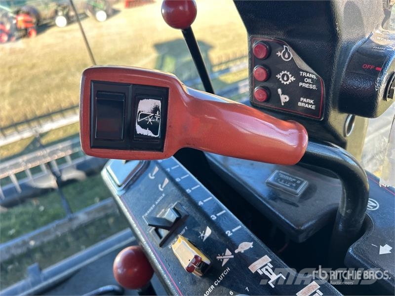 MacDon Premier 2930 25 ft Swather Windrower Zgrabljalniki