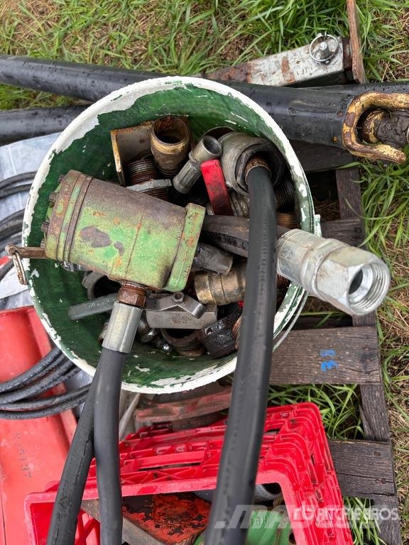 MacDon Swather Parts Drugi deli