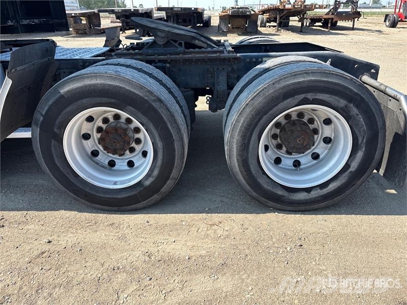 Mack 6x4 T/A Sleeper Truck Tractor Naudoti vilkikai