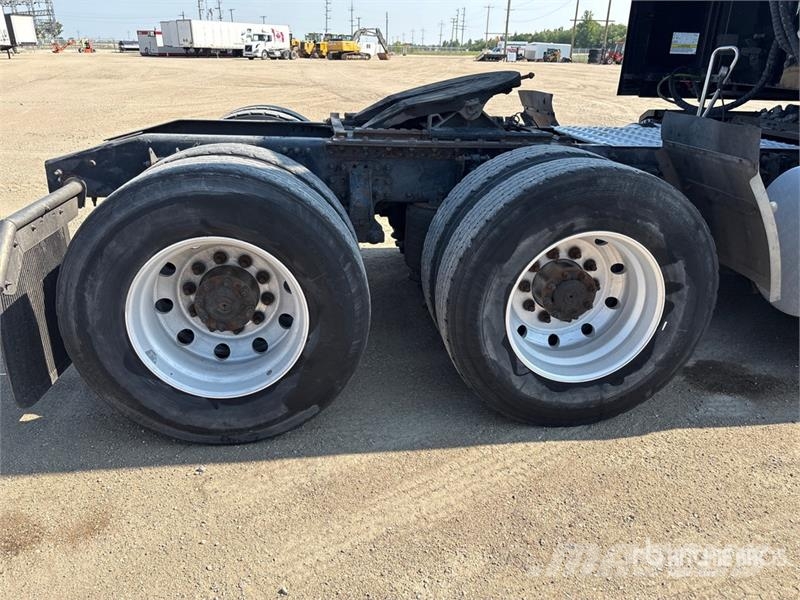Mack 6x4 T/A Sleeper Truck Tractor Naudoti vilkikai