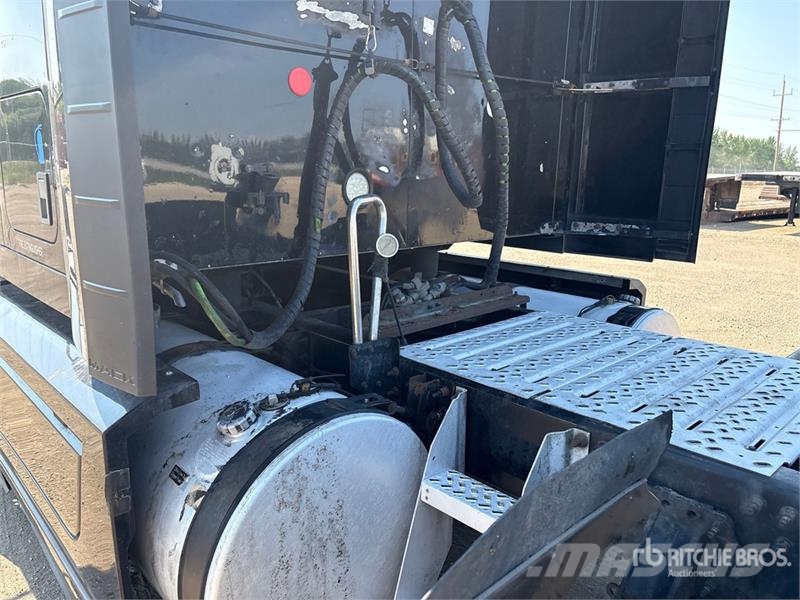 Mack 6x4 T/A Sleeper Truck Tractor Naudoti vilkikai