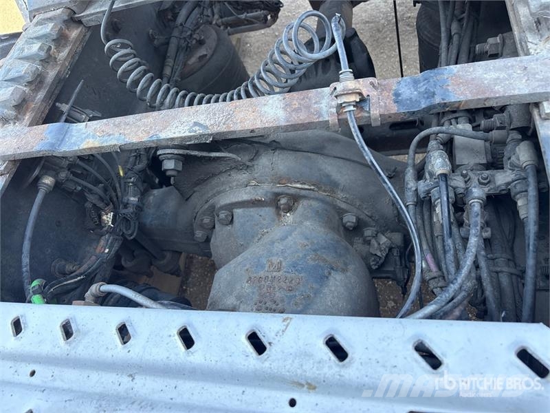 Mack 6x4 T/A Sleeper Truck Tractor Naudoti vilkikai