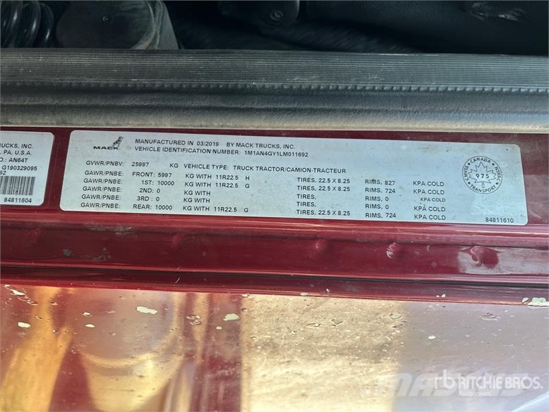 Mack AN64T 6x4 T/A Sleeper Truck Tractor Truck Tractor Units