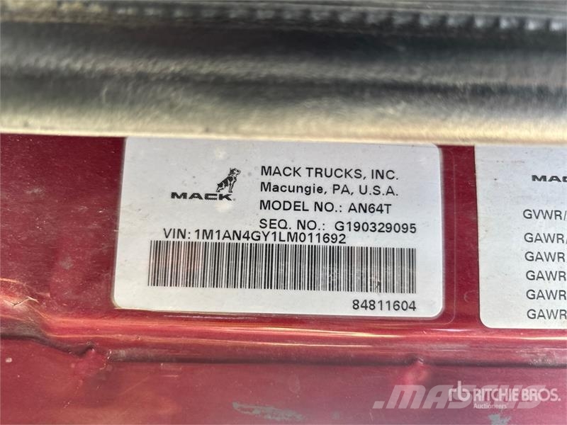 Mack AN64T 6x4 T/A Sleeper Truck Tractor Truck Tractor Units