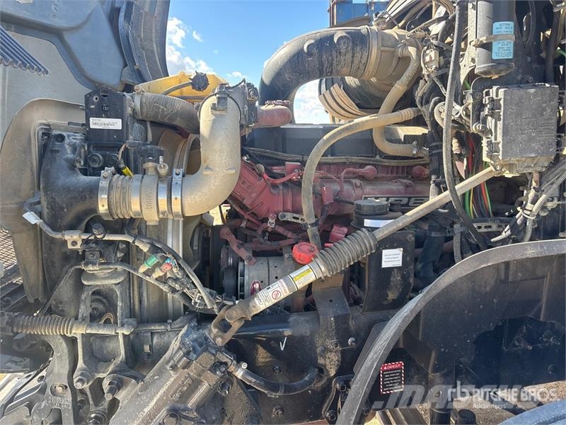 Mack AN64T Anthem 6x4 T/A Sleeper Truck Tractor Tracteur routier