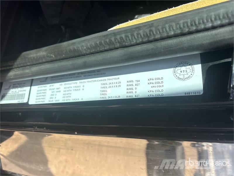 Mack AN64T Anthem 6x4 T/A Sleeper Truck Tractor Motrici e Trattori Stradali