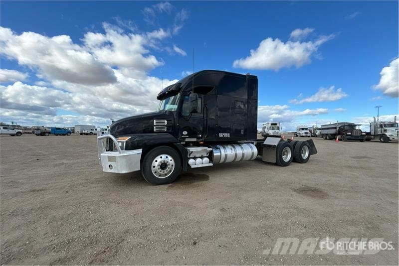 Mack AN64T Anthem 6x4 T/A Sleeper Truck Tractor Sattelzugmaschinen