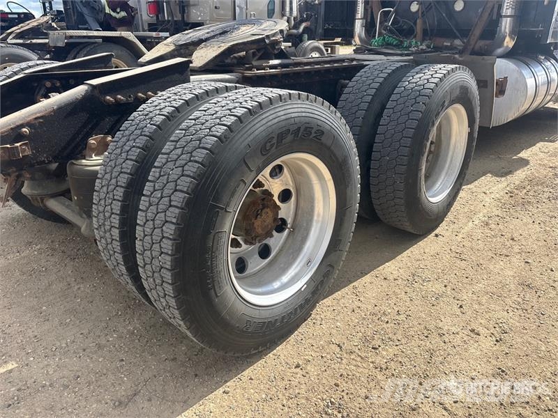 Mack AN64T Anthem 6x4 T/A Sleeper Truck Tractor Motrici e Trattori Stradali