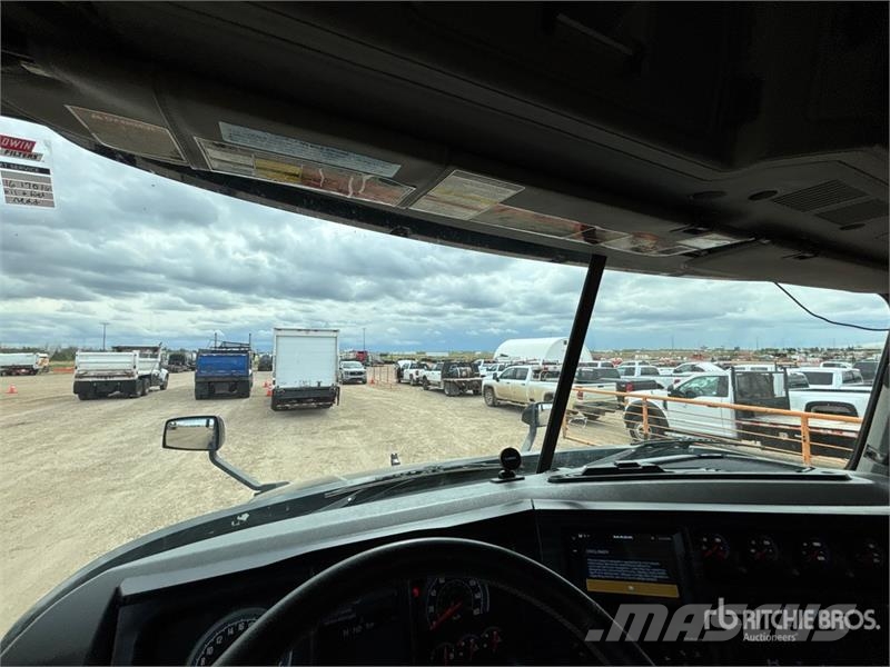 Mack Anthem 6x4 T/A Sleeper Truck Tractor Naudoti vilkikai